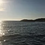 5 Star In Urangsvag *