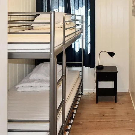8 Person In Urangsv G Hébergement de vacances Ervik