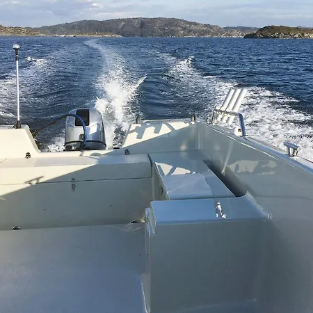Hébergement de vacances 5 Star In Urangsvag *