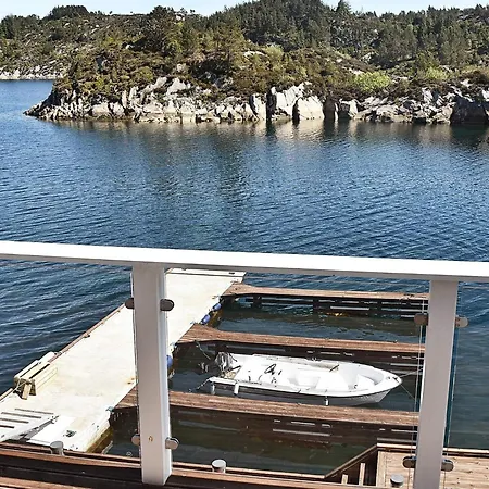 5 Star In Urangsvag * Ervik